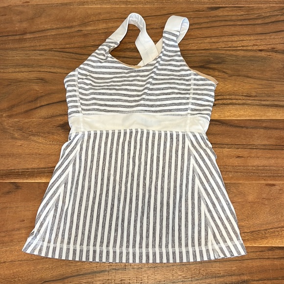 stripped lulu tank top with built in bra - Picture 2 of 2